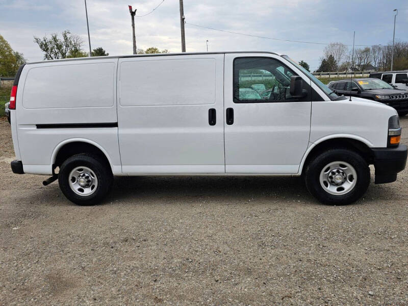 2021 Chevrolet Express 2500