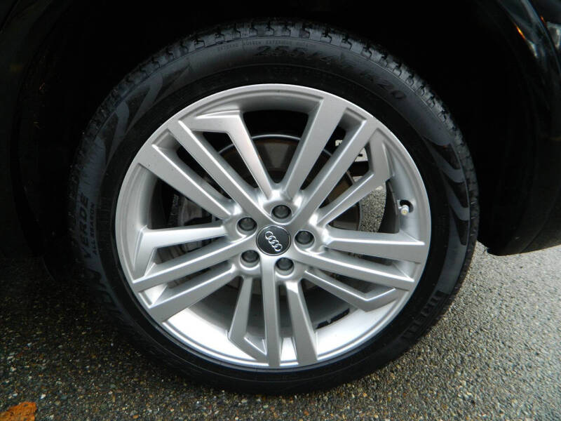 2018 Audi Q5 2.0T quattro Premium Plus