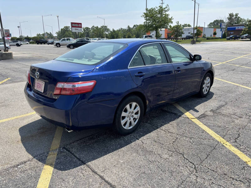 Used 2007 Toyota Camry XLE with VIN 4T1BE46K87U057099 for sale in Elmhurst, IL