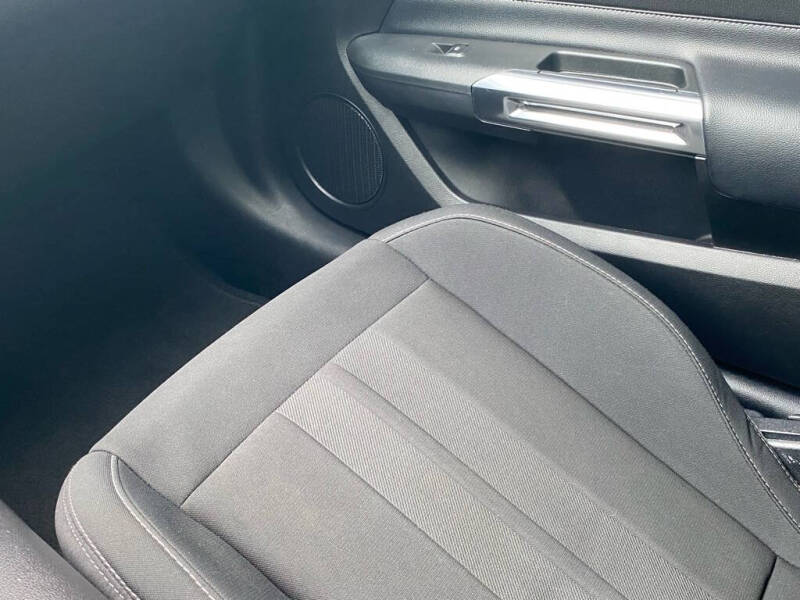 2019 Ford Mustang EcoBoost