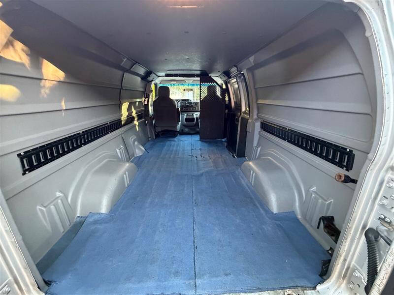 2009 Ford E-Series E-250