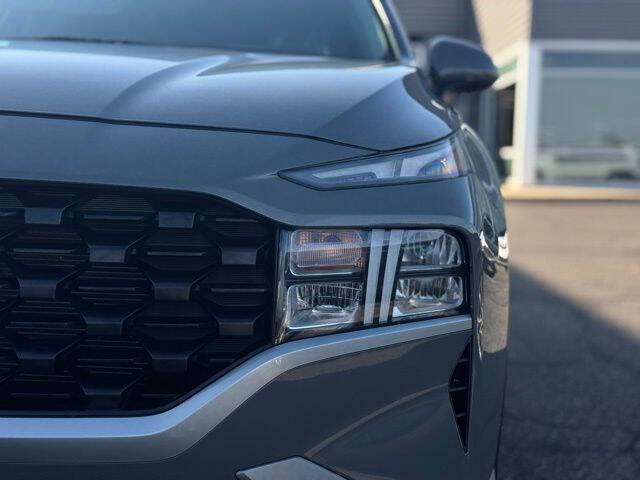 2023 Hyundai Santa Fe SE