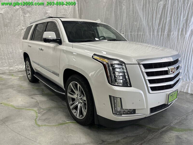 2018 Cadillac Escalade Luxury's photo