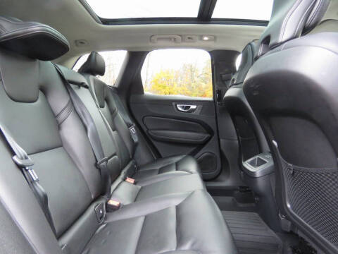 2023 Volvo XC60 B5 Core