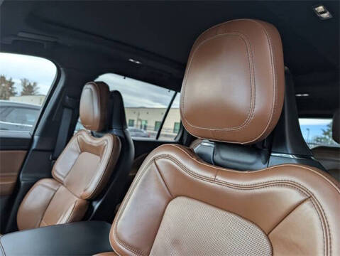 2022 Lincoln Aviator Reserve