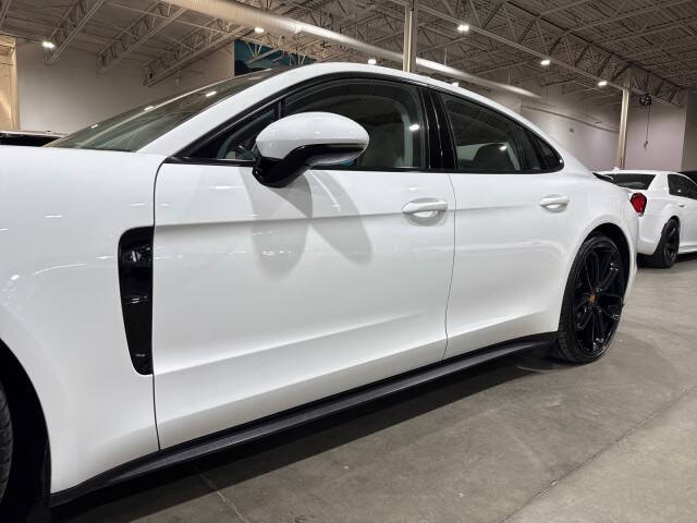 2017 Porsche Panamera