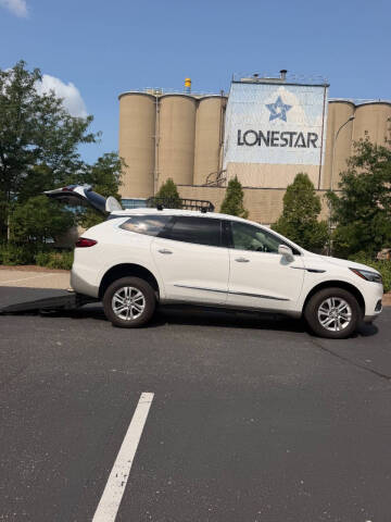 2020 Buick Enclave Essence
