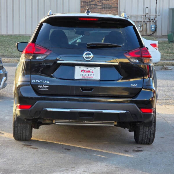 2018 Nissan Rogue SV