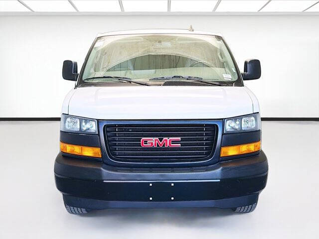 2023 GMC Savana 2500