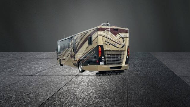 2013 Freightliner XCM Chassis