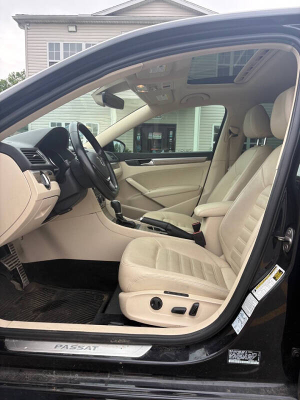 2017 Volkswagen Passat 1.8T SEL Premium