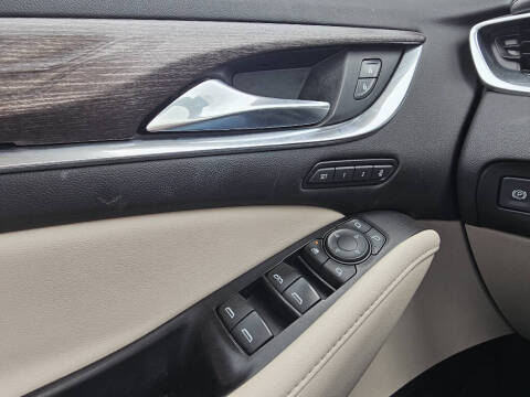 2022 Buick Enclave Avenir