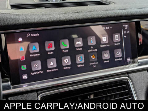 2022 Porsche Panamera 4