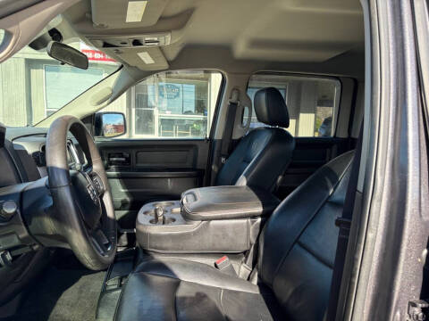 2017 RAM 1500 Express