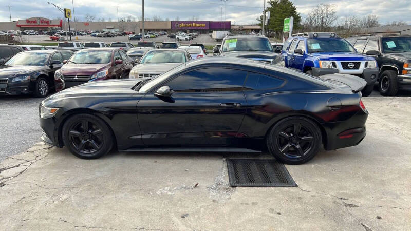 2017 Ford Mustang V6