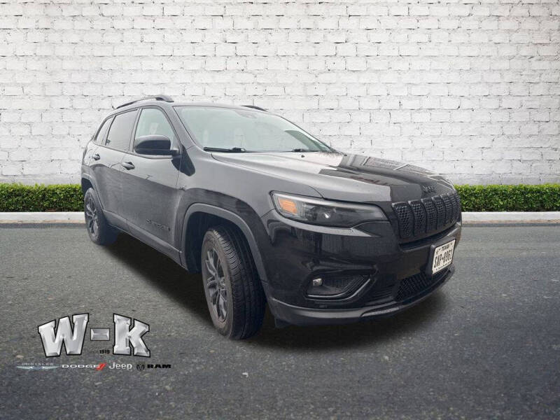 2023 Jeep Cherokee Altitude Lux