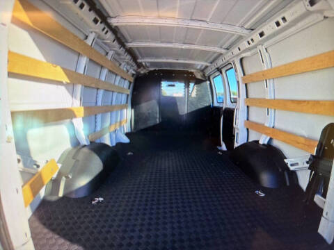 2024 Chevrolet Express 2500