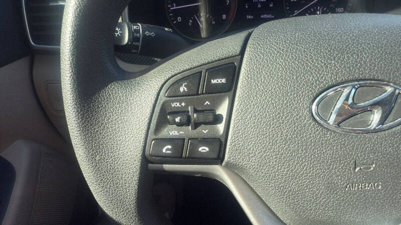 2020 Hyundai Tucson SE