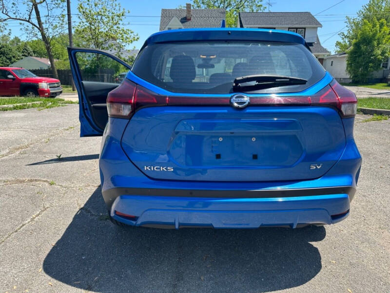 2021 Nissan Kicks SV