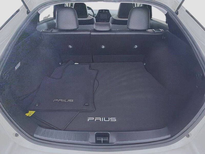 2017 Toyota Prius Three Touring