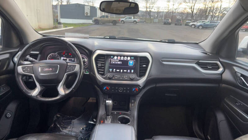 2017 GMC Acadia SLT-1