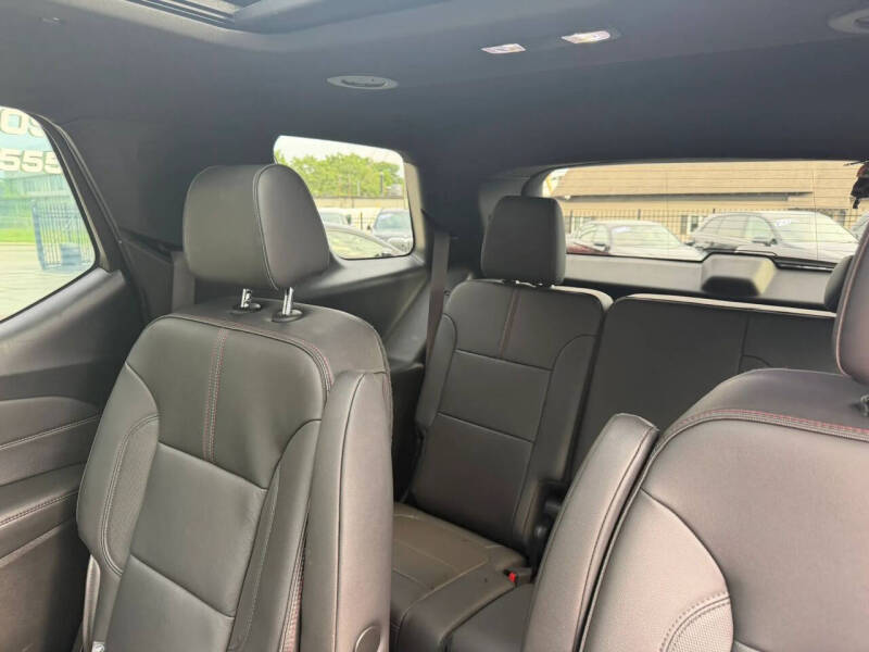 2023 Chevrolet Traverse RS