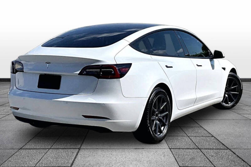 2021 Tesla Model 3 Standard Range Plus