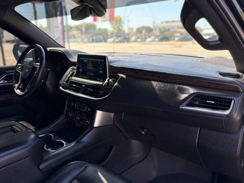 2021 Chevrolet Suburban LT