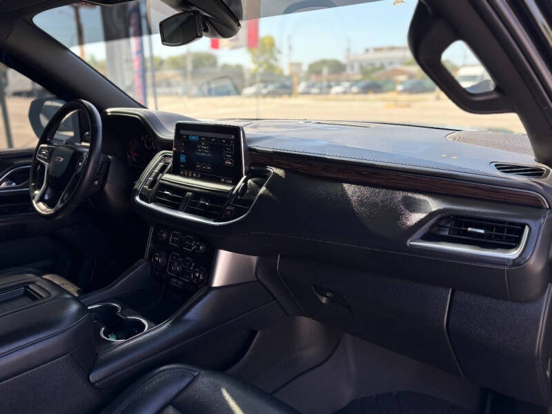 2021 Chevrolet Suburban LT