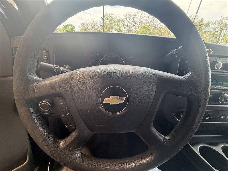 2017 Chevrolet Express 2500