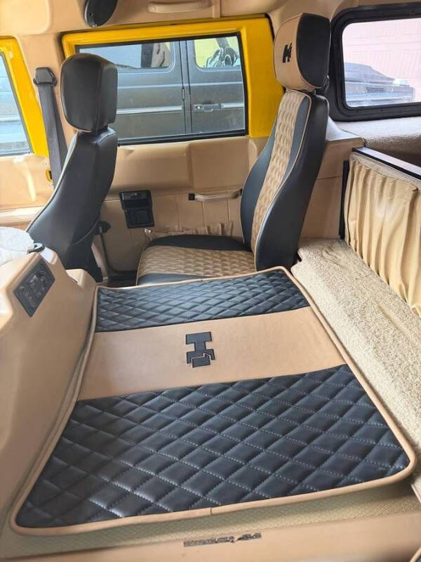 2000 AM General Hummer
