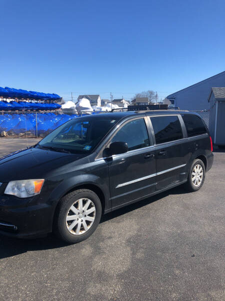 2013 Chrysler Town and Country for sale at Ken's Quality KARS in Toms River NJ