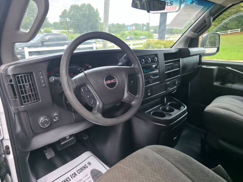 2017 GMC Savana 2500