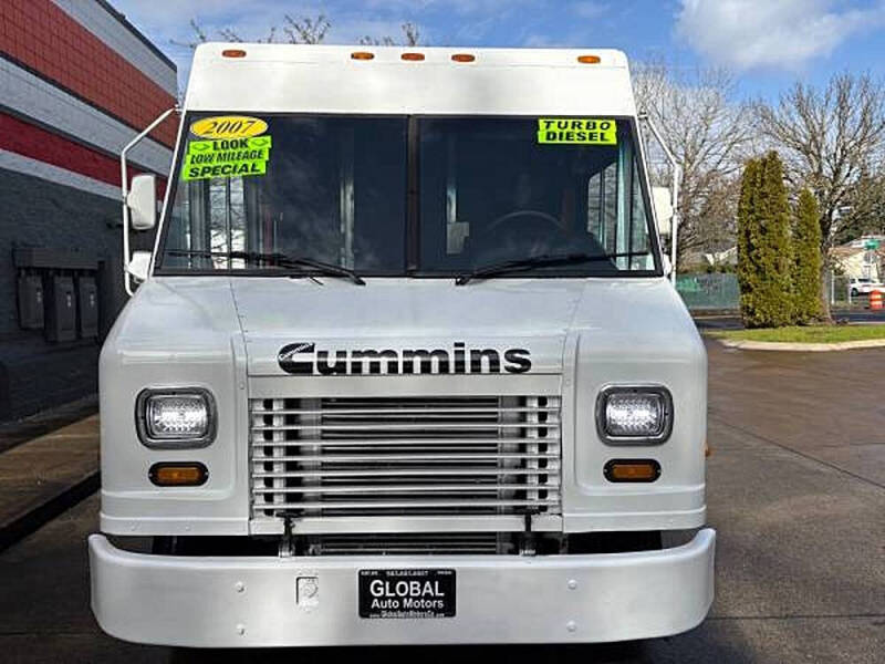 2007 Freightliner MT45 Chassis