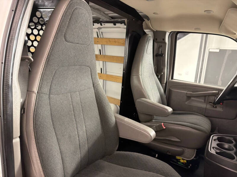 2020 Chevrolet Express 2500