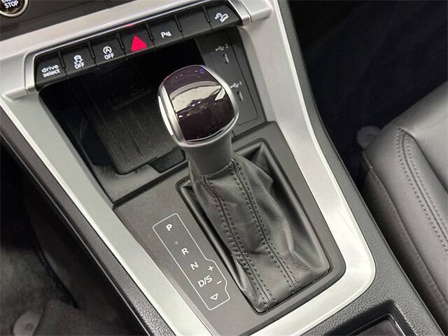 2024 Audi Q3 quattro S line Premium 45 TFSI