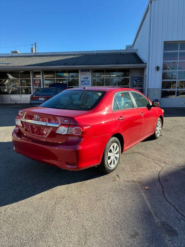 2011 Toyota Corolla LE
