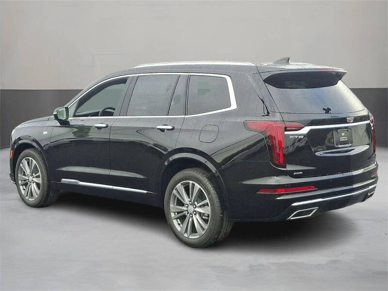 2025 Cadillac XT6 Premium Luxury