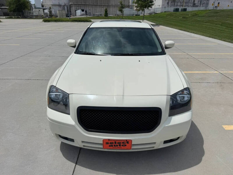 2005 Dodge Magnum RT