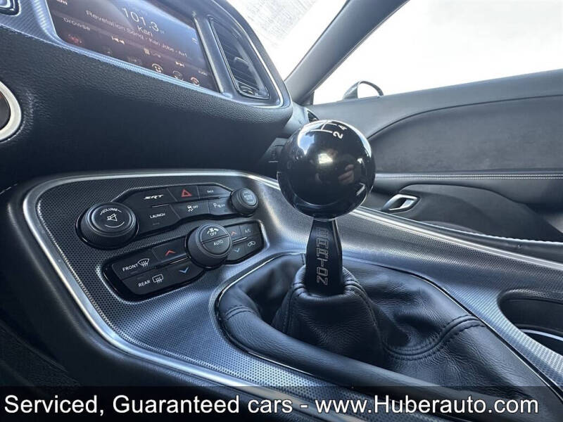 2015 Dodge Challenger SRT 392