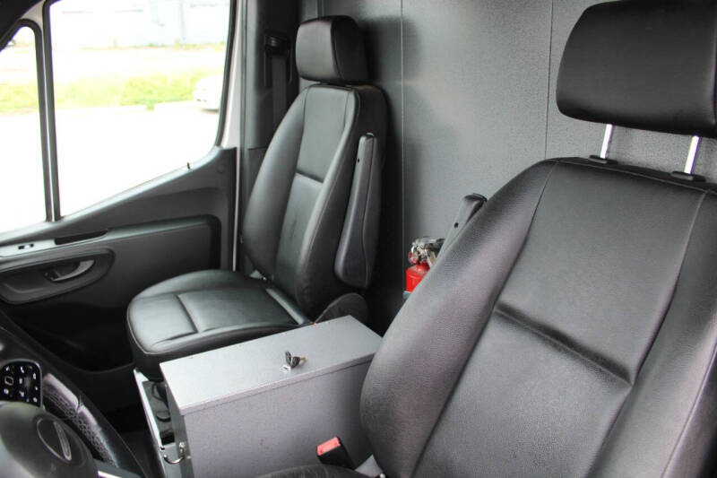 2021 Freightliner Sprinter 2500