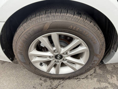 2016 Hyundai Sonata SE