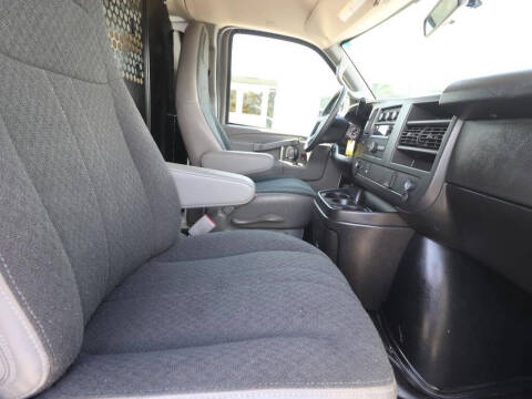 2024 GMC Savana 2500