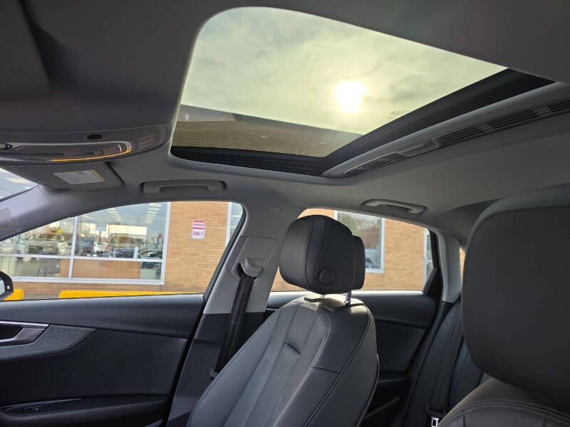 2018 Audi A4 2.0T quattro Premium Plus