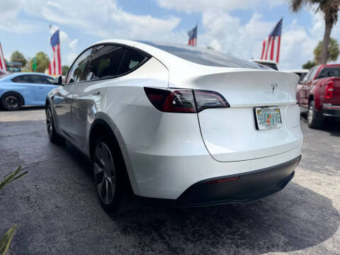 2022 Tesla Model Y Long Range