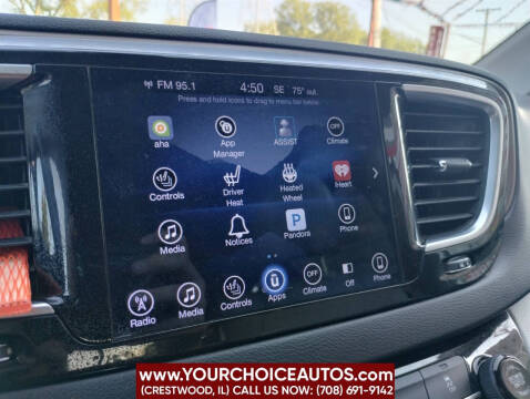 2017 Chrysler Pacifica Touring-L Plus