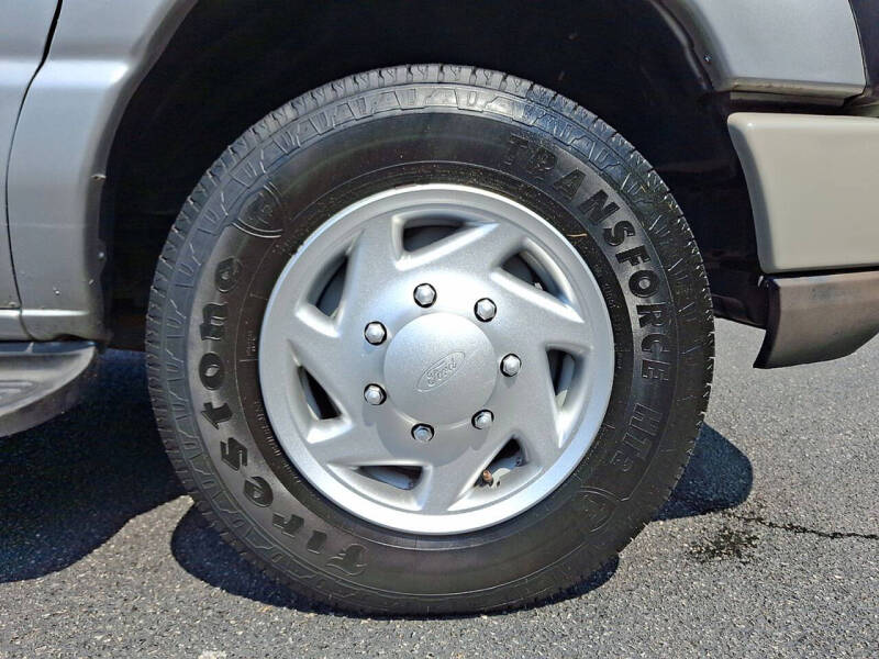 2011 Ford E-Series
