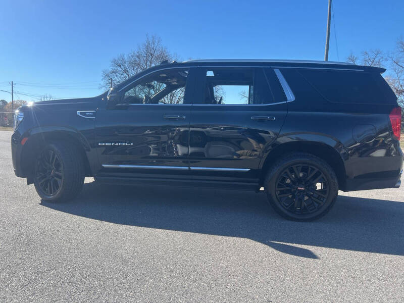 2021 GMC Yukon Denali's photo