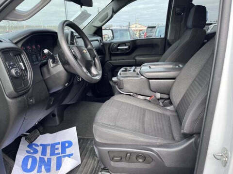 2023 Chevrolet Silverado 1500 Custom