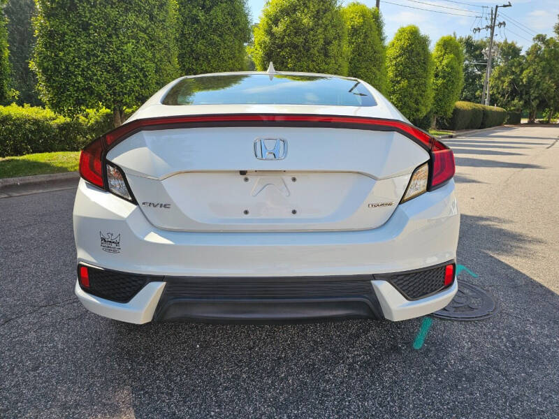 2019 Honda Civic Touring
